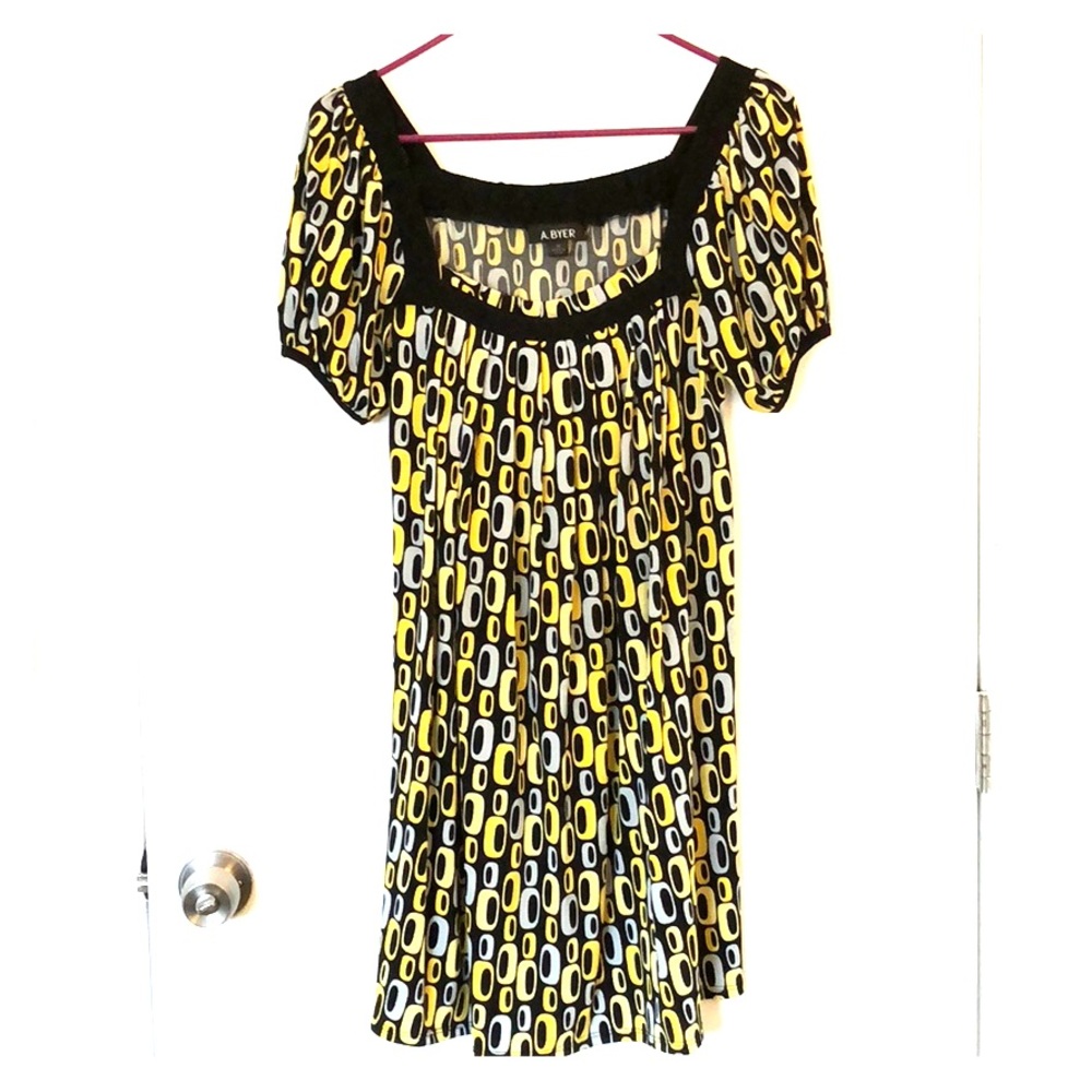 *PRICE DROP* Funky Business Casual Dress